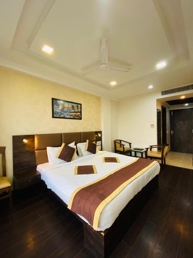 Hotel Ss Grandeur Lucknow Buitenkant foto