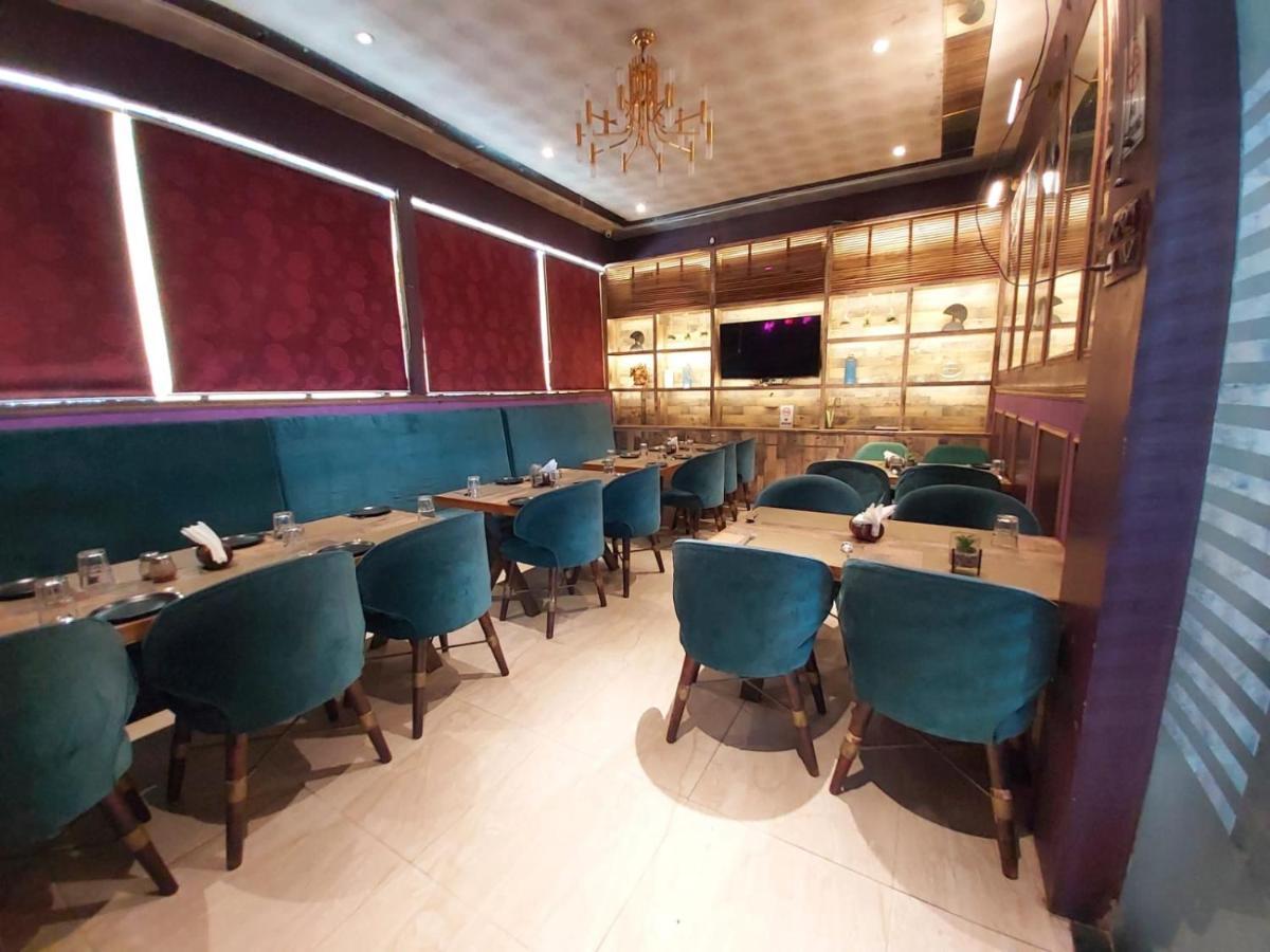 Hotel Ss Grandeur Lucknow Buitenkant foto